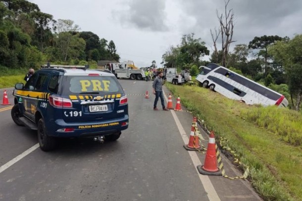 Paraná registra 20 acidentes por dia em rodovias federais, aponta PRF